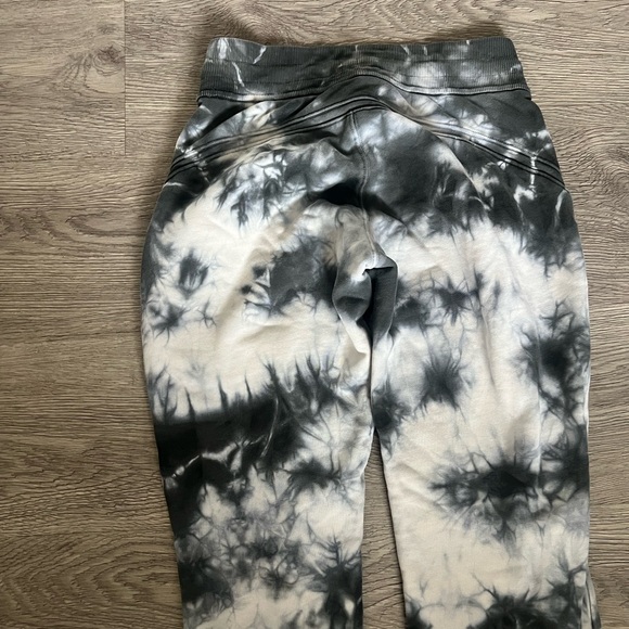 Lululemon set - Picture 2 of 12